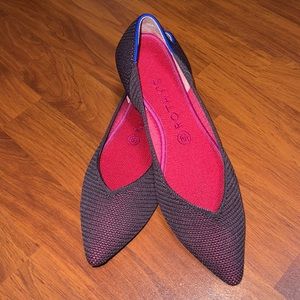 💜🌺 EUC Rothy’s Berry Lattice Stitch Points, size 9.5 🌺💜 purple & hot pink